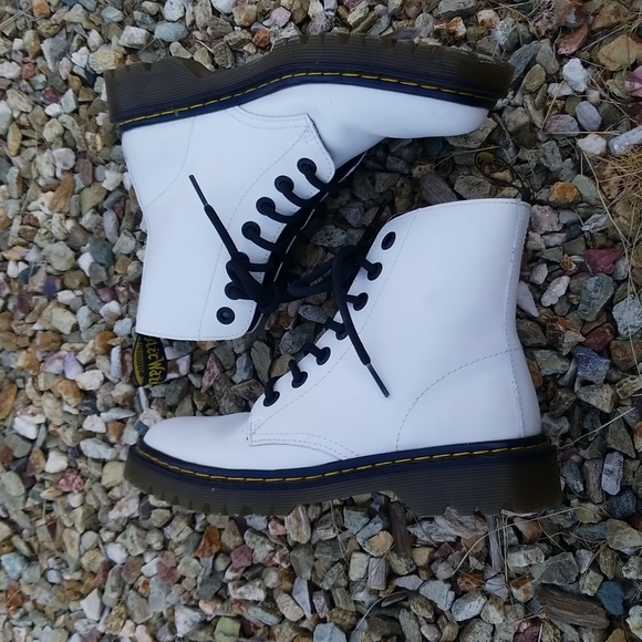 Doc Martens White Luana Size EU 38 VGC - Picture 9 of 10